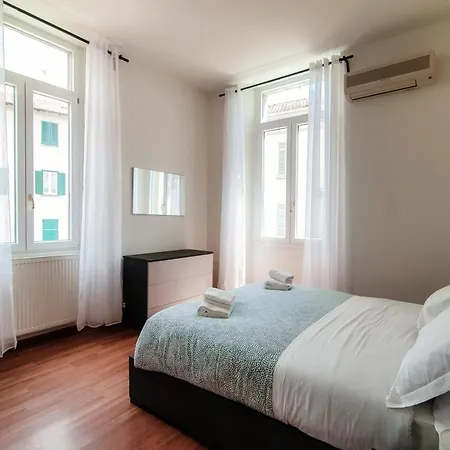 Diletta -downtown Como